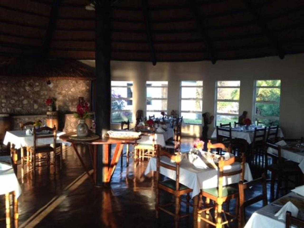 Musungwa Safari Lodge Shanjungu Екстериор снимка