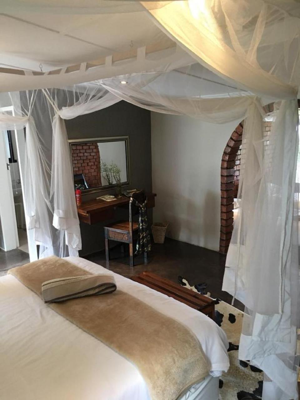 Musungwa Safari Lodge Shanjungu Екстериор снимка