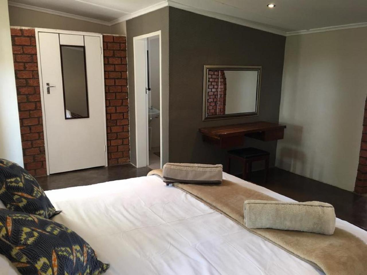 Musungwa Safari Lodge Shanjungu Екстериор снимка
